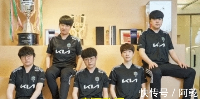 转会市场中 转会市场中