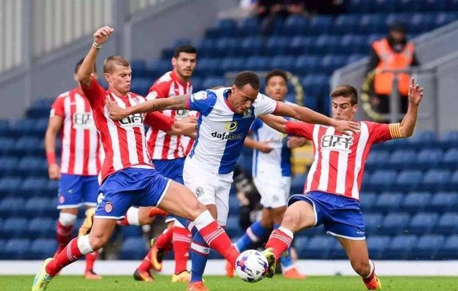 乐部带队中 乐部带队中